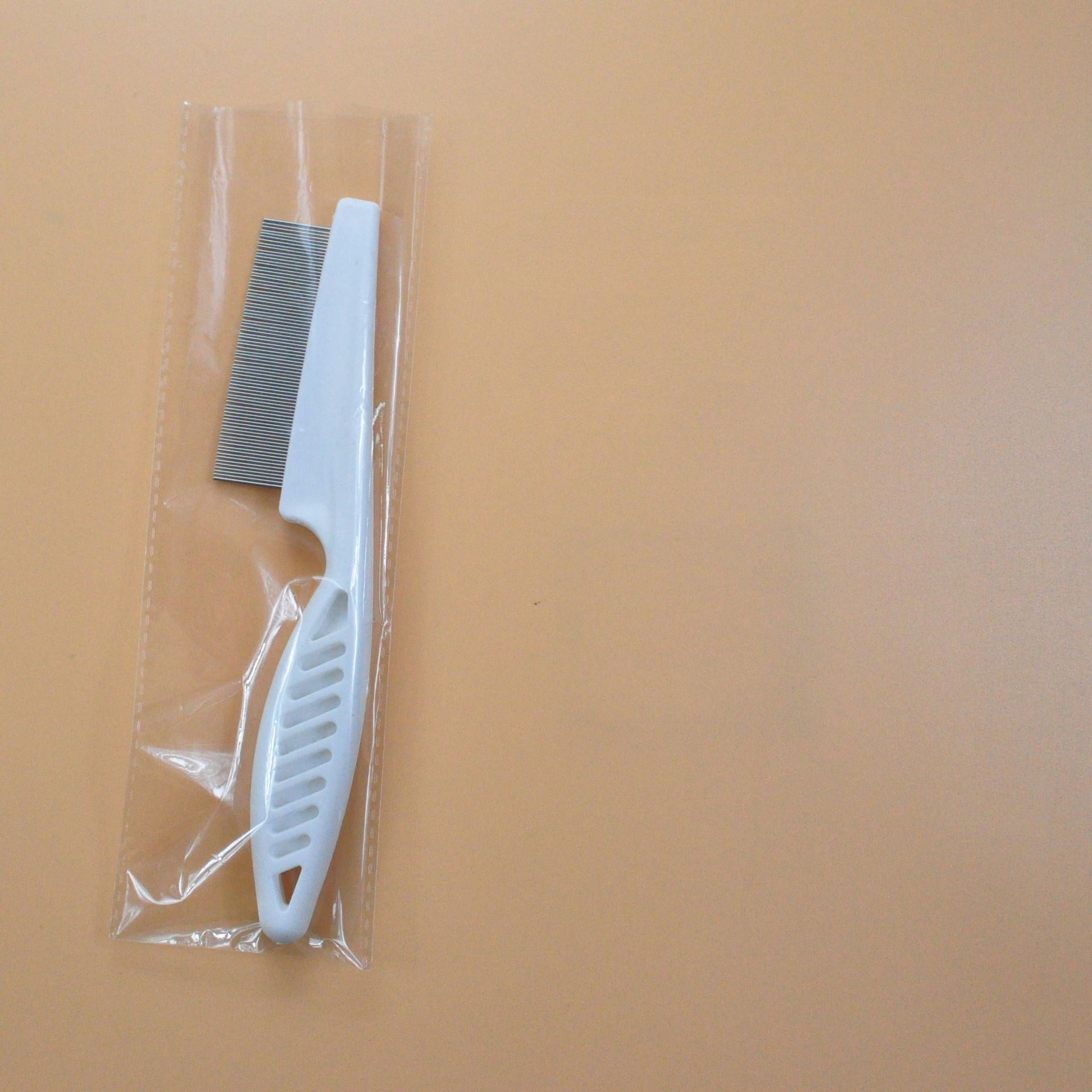 Stainless Steel Fine-Tooth Flea Comb - Gentle Grooming for Cats & Dogs