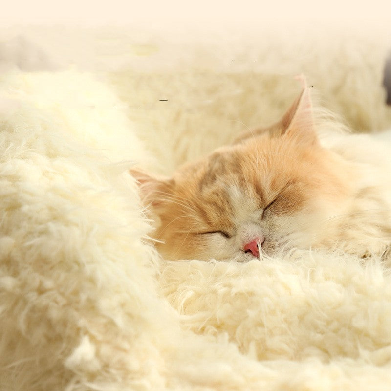 Alpaca Pet Bed - Cute Plush Cozy Nest for Cats & Small Dogs
